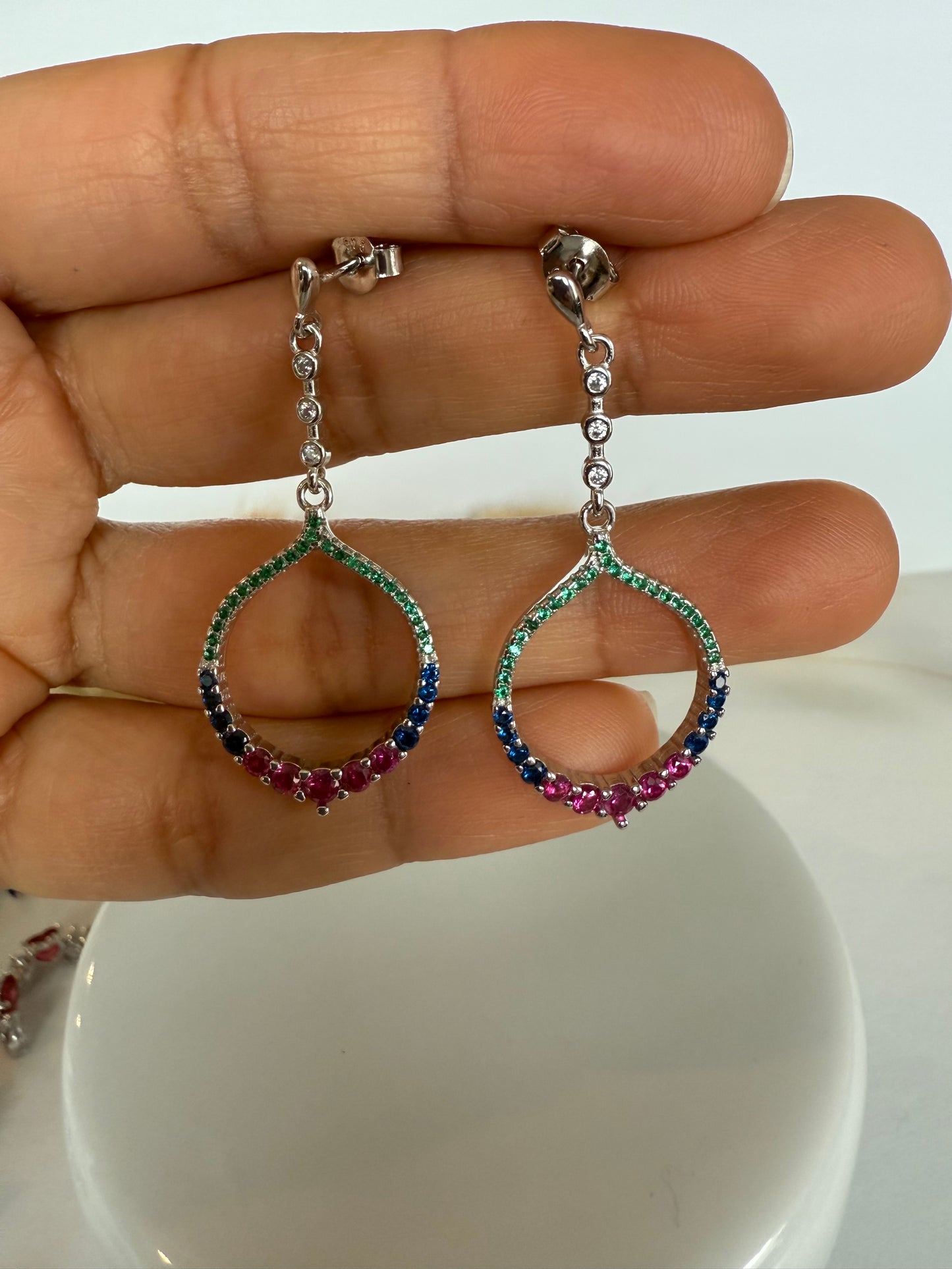 Aritos largos Zircones multicolor, plata925