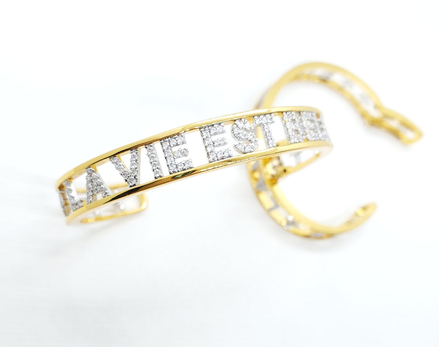 Joyería Fina, para toda ocasión, sisters jewelry, Just $1800.00! ShopBangle "La vie est belle" now at Sister'sJewelrySister'sJewelry{TAGS