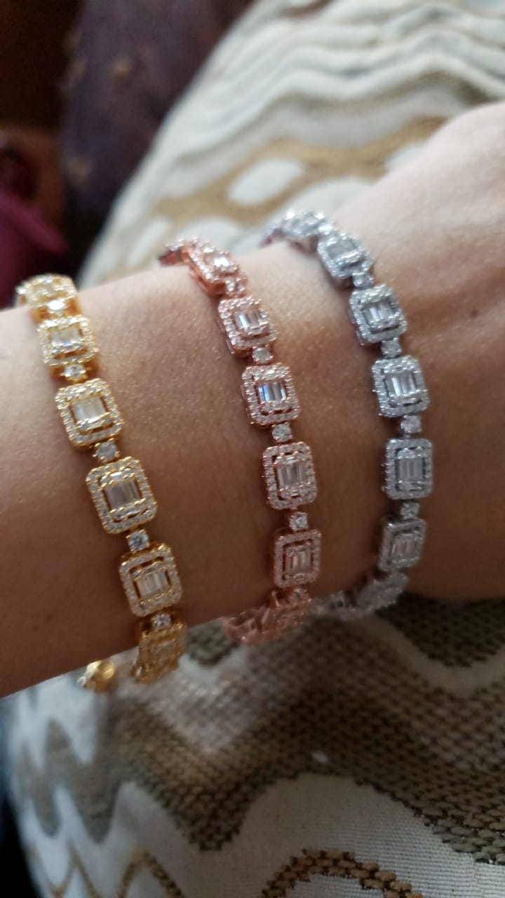 Exquisita joyería, para elevar tu estilo! , sisters jewelry, Just $1450.00! ShopPulsera de Zicones Cudrados now at Sister'sJewelrySister'sJewelry{TAGS