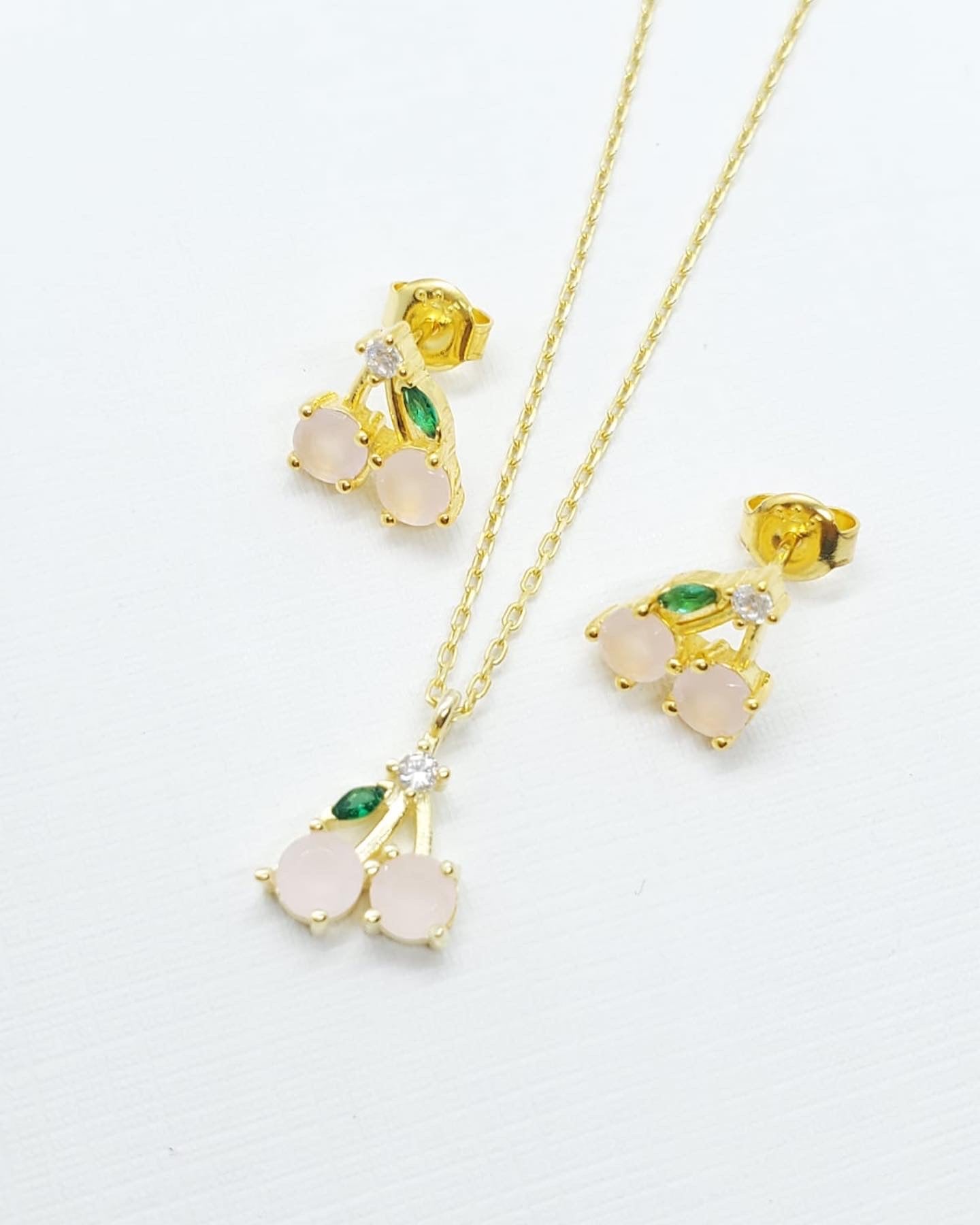 Exquisita joyería, para elevar tu estilo! , sisters jewelry, Just $690.00! ShopJuego Cerezas rosadas now at Sister'sJewelrySister'sJewelry{TAGS