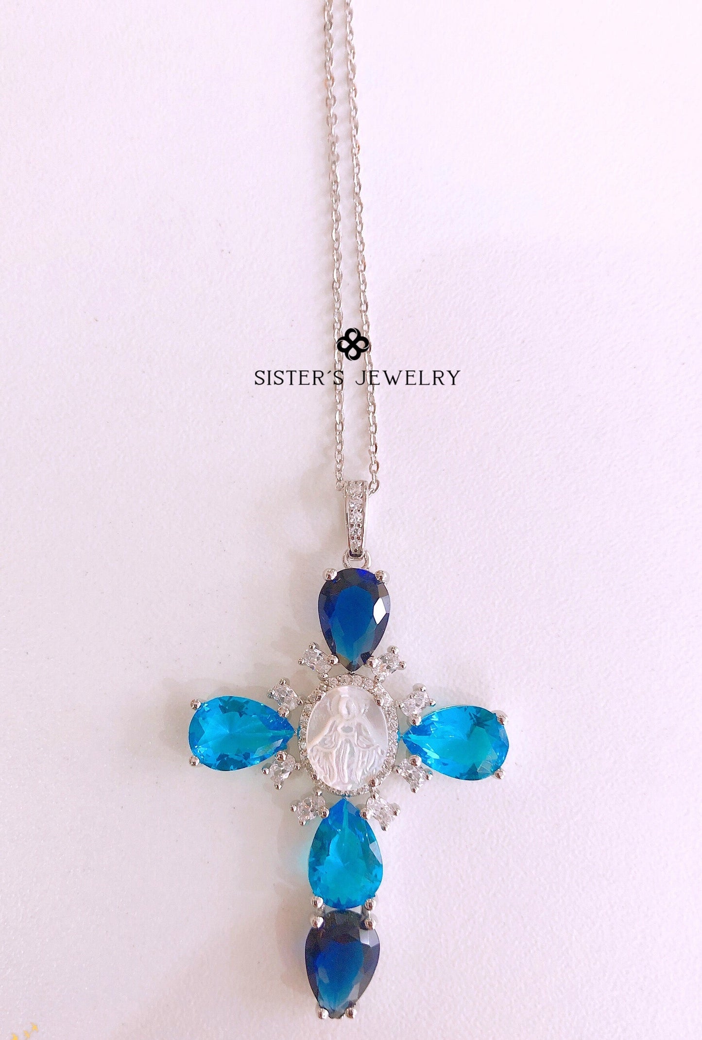 Joyería Fina, para toda ocasión, sisters jewelry, Just $1350.00! ShopCadena con cruz de cristales now at Sister'sJewelrySister'sJewelry{TAGS