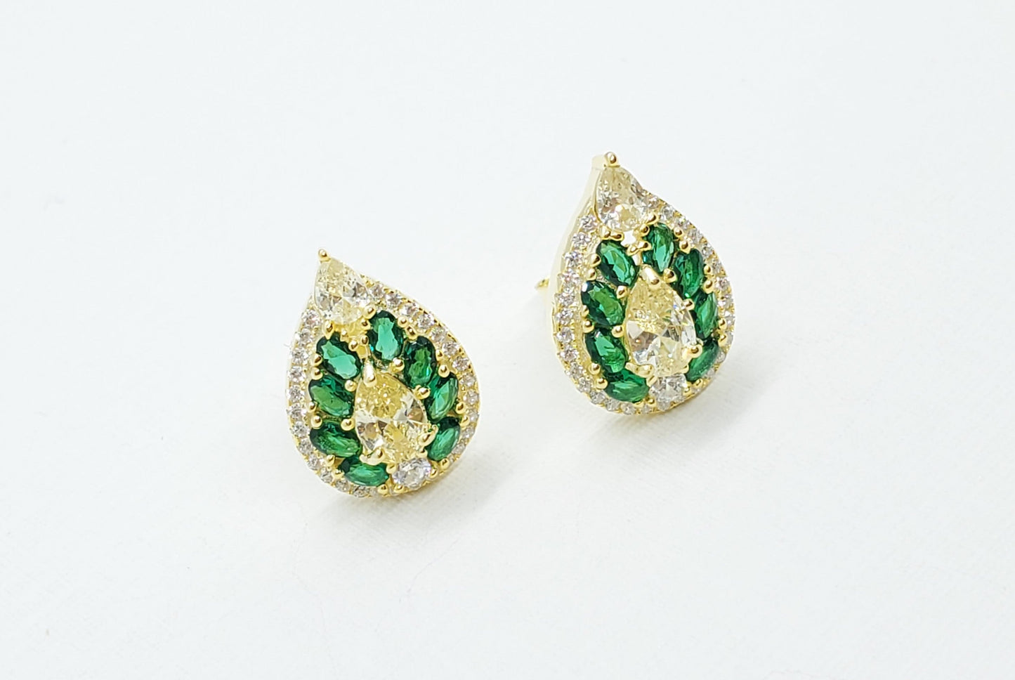 Exquisita joyería, para elevar tu estilo! , sisters jewelry, Just $590.00! ShopAritos teardrop con zircones now at Sister'sJewelrySister'sJewelry{TAGS