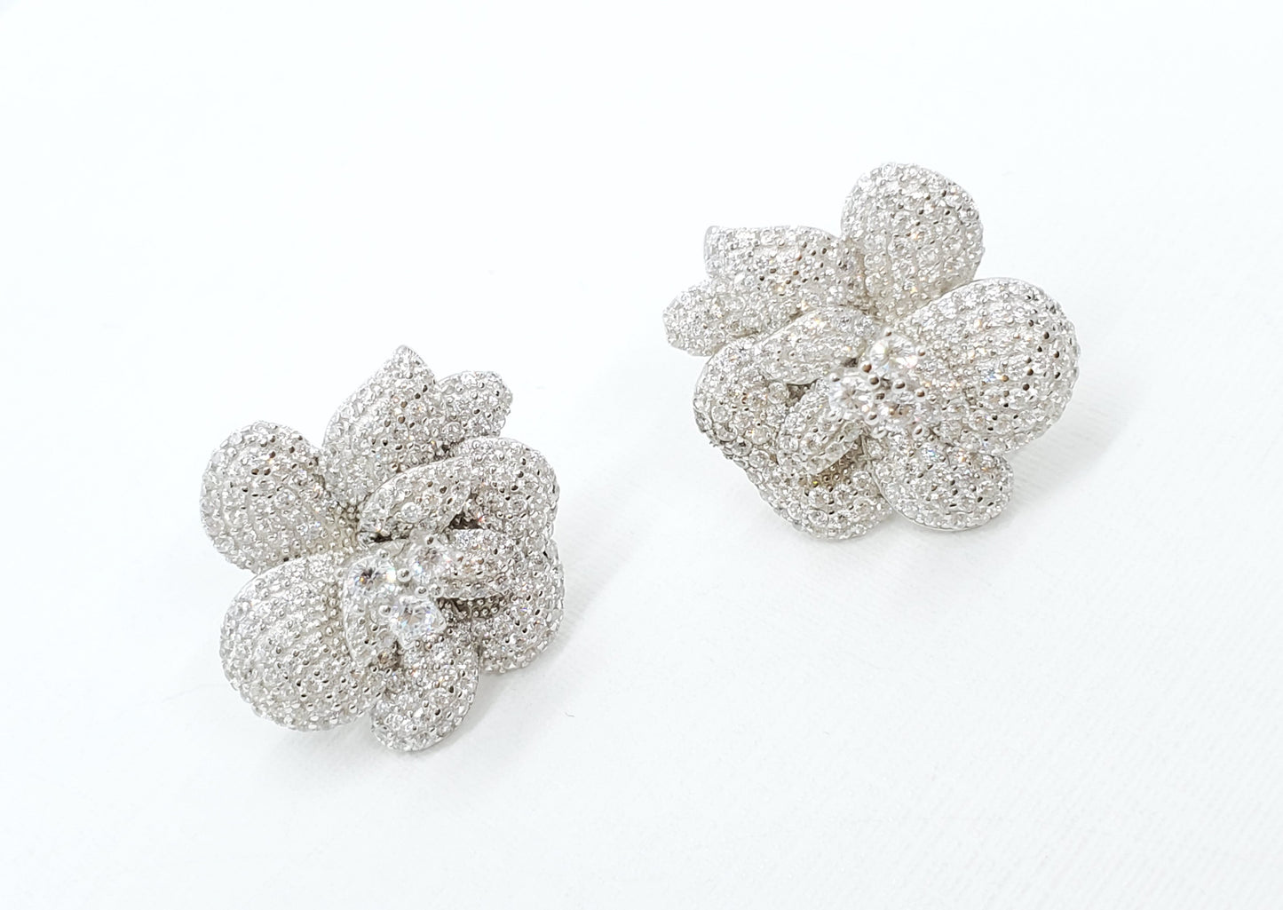 Exquisita joyería, para elevar tu estilo! , sisters jewelry, Just $1550.00! ShopAritos Rosas micro pavé now at Sister'sJewelrySister'sJewelry{TAGS