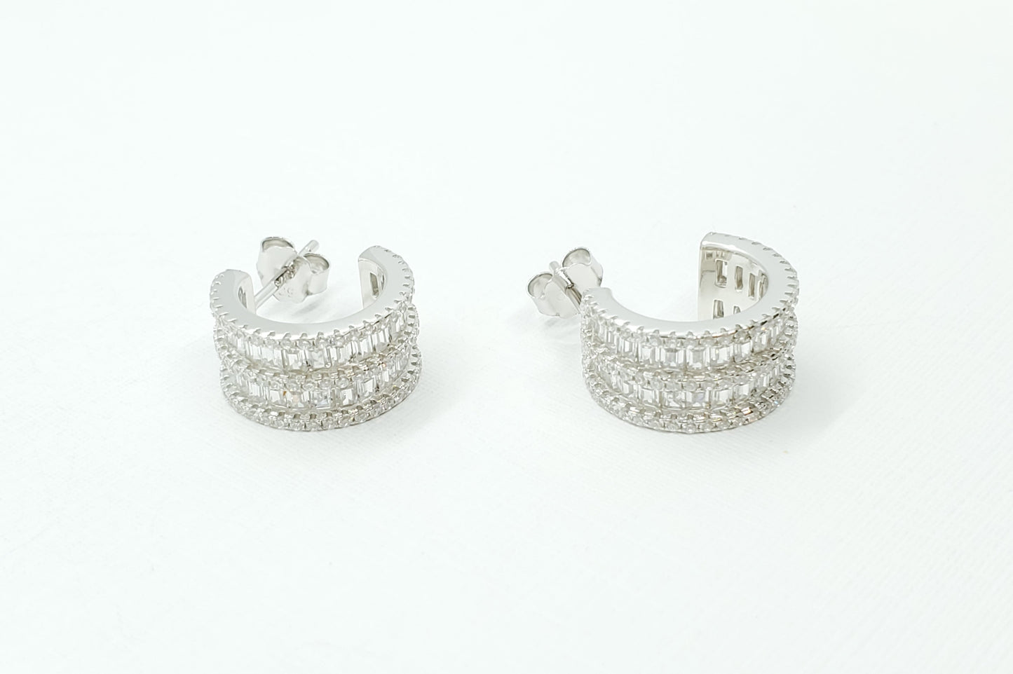 Exquisita joyería, para elevar tu estilo! , sisters jewelry, Just $890.00! ShopAritos de filas de zircones now at Sister'sJewelrySister'sJewelry{TAGS