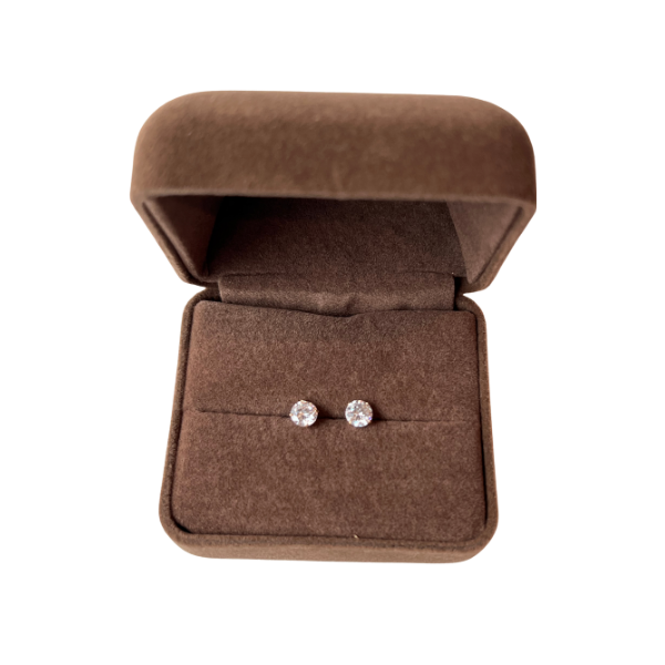 Aria Aritos de Oro de 14k Mini Stud de Zircon