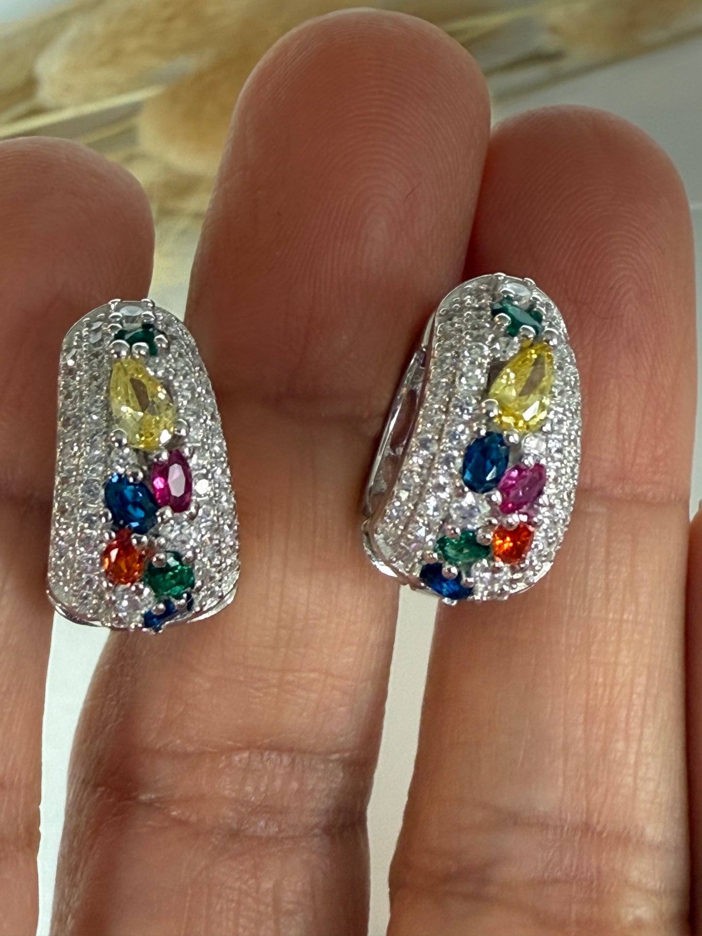 Argollas pequeñas con Zircones multicolores, plata925