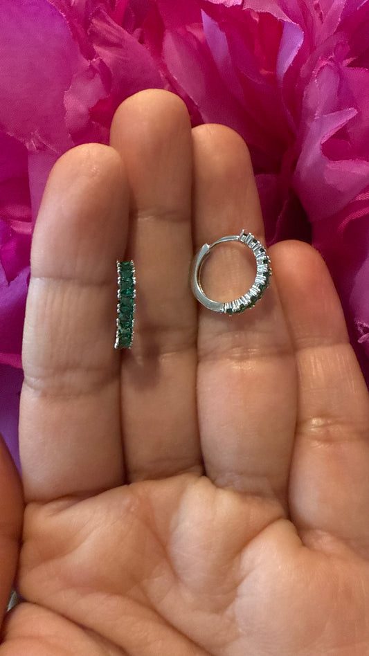 Argollas Pequeñas, Plata925 con Zircones Verdes y Blancos