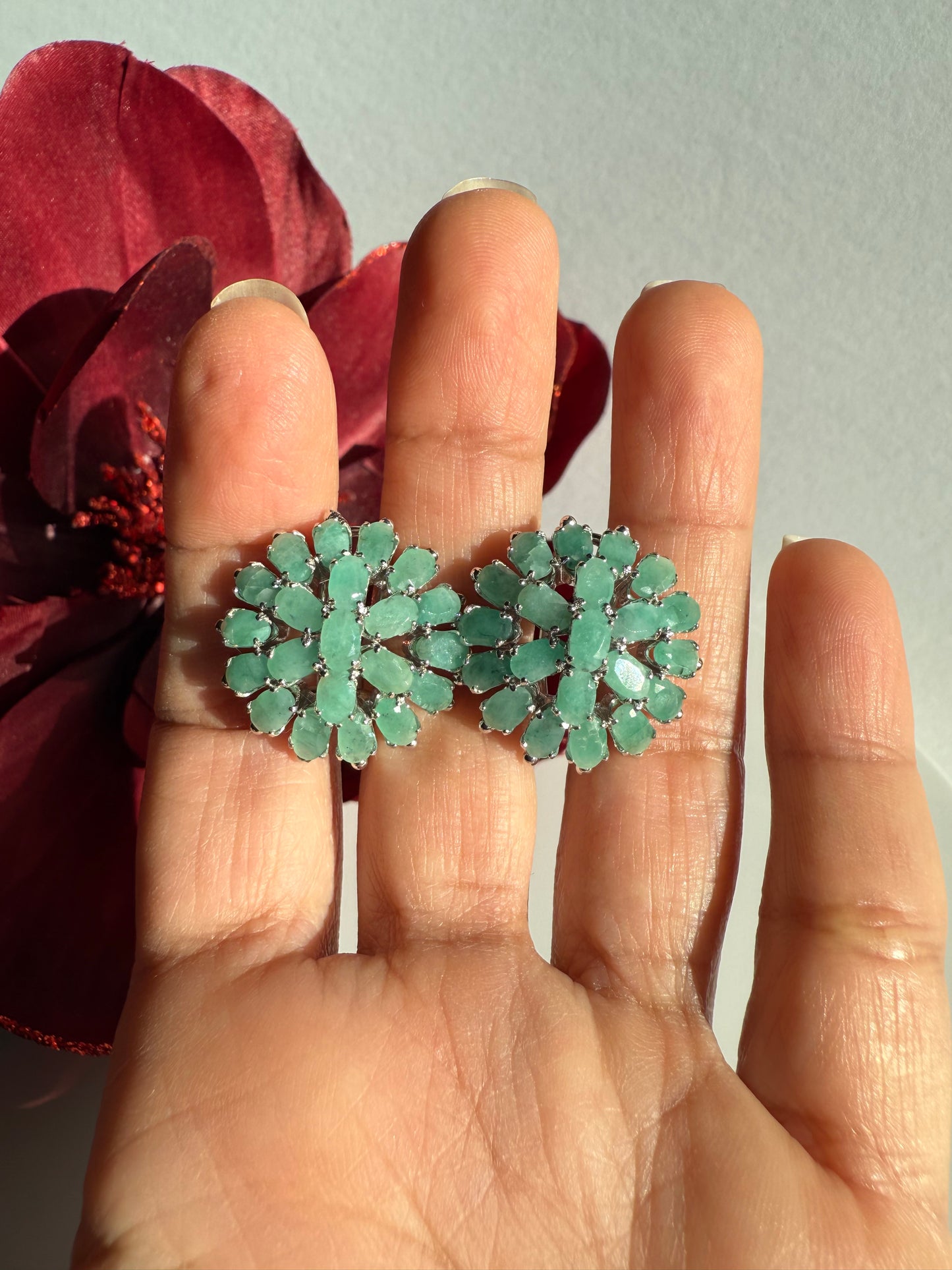 Juego de aretes y dije en plata925 con esmeraldas naturales