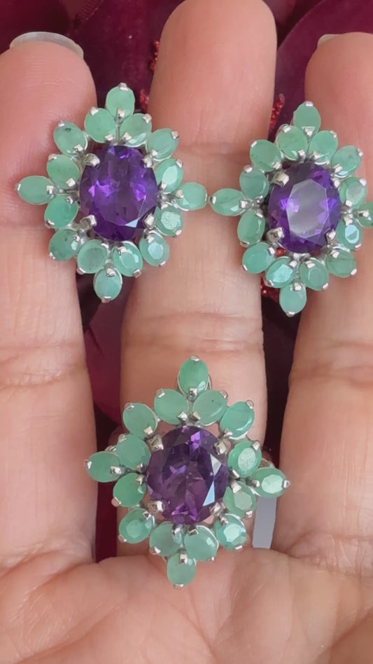 Juego de aretes y anillo talla 7.5, en plata925 con esmeraldas y amatistas naturales