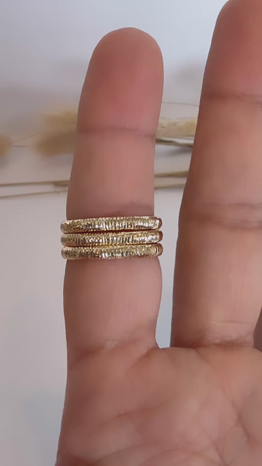 Trio de Anillos en Oro de 14k Talla 6