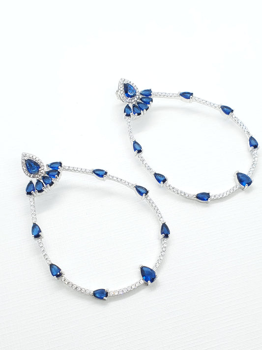 Exquisita joyería, para elevar tu estilo! , sisters jewelry, Just $1800.00! ShopAritos con zircones teardrop azules now at Sister'sJewelrySister'sJewelry{TAGS