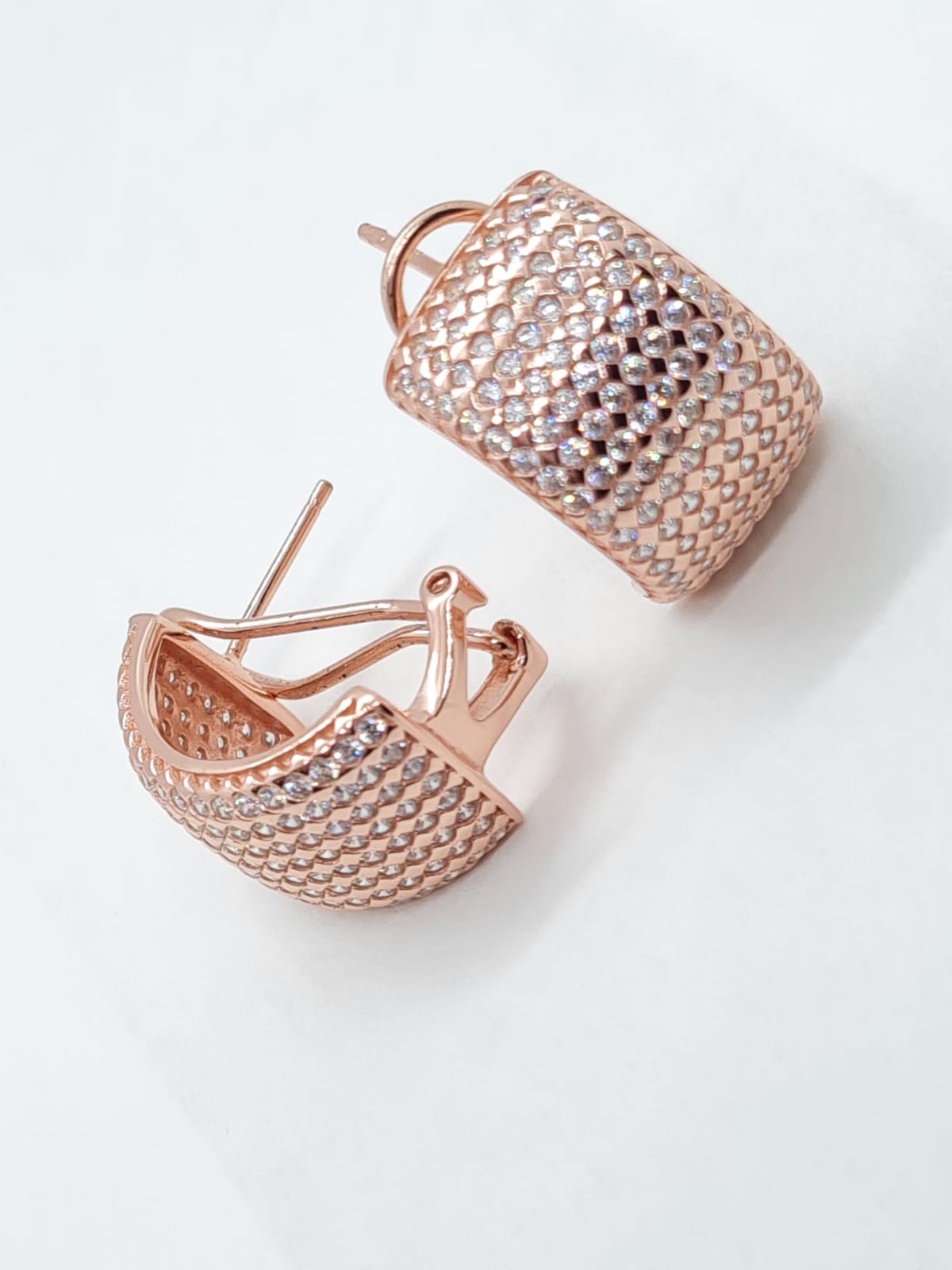 Exquisita joyería, para elevar tu estilo! , sisters jewelry, Just $1200.00! ShopHuggies con micropave now at Sister'sJewelrySister'sJewelry{TAGS