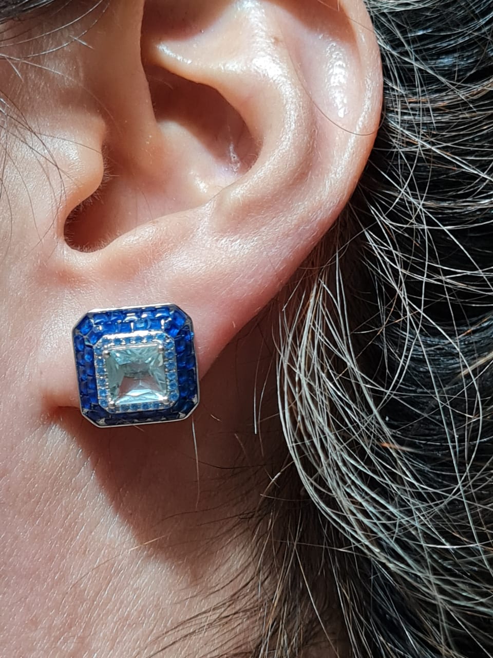 Joyería Fina, para toda ocasión, sisters jewelry, Just $1250.00! ShopAritos cuadrados, invisible setting now at Sister'sJewelrySister'sJewelry{TAGS