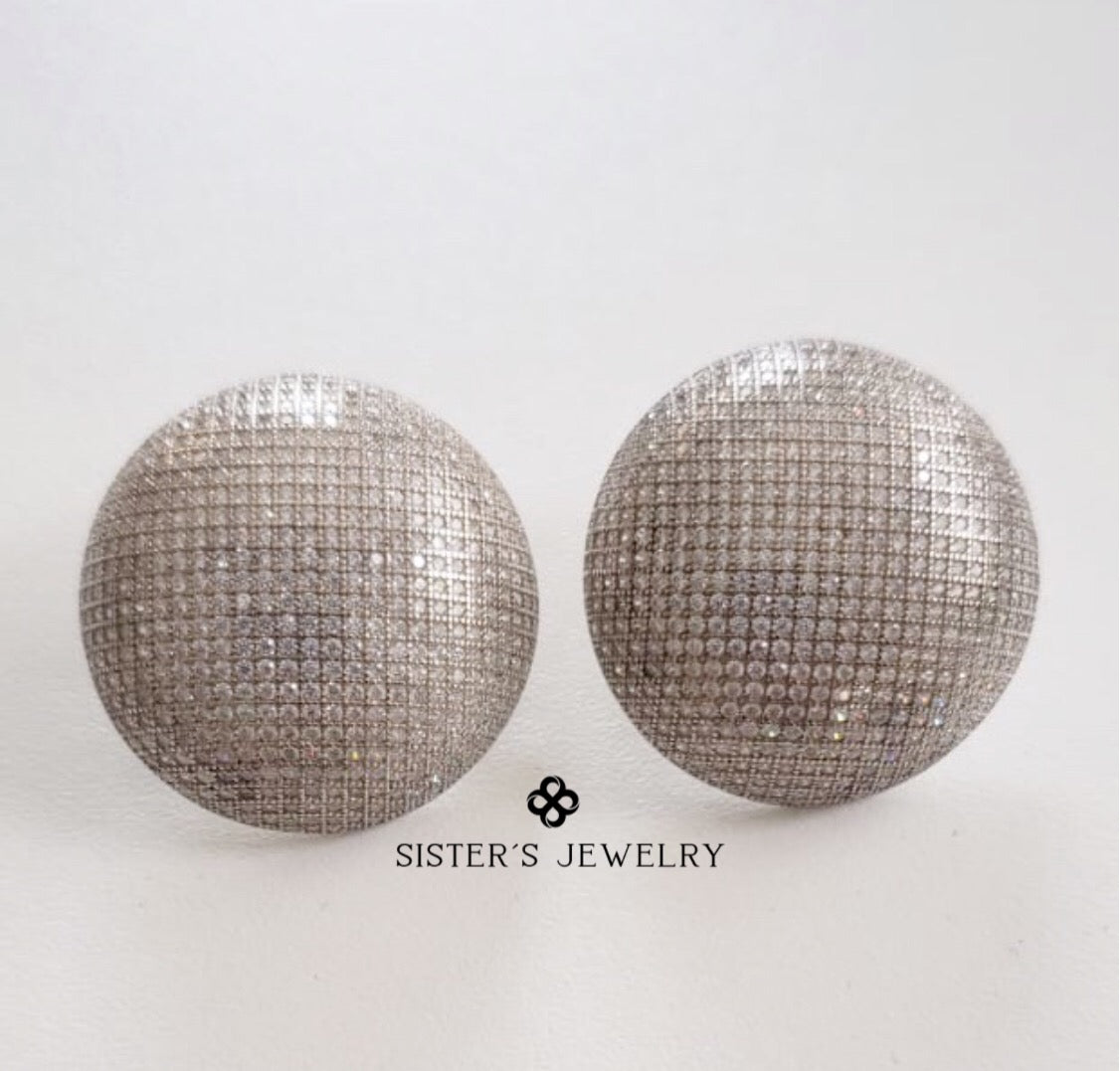 Joyería Fina, para toda ocasión, sisters jewelry, Just $1800.00! ShopAritos chapas micro pavé now at Sister'sJewelrySister'sJewelry{TAGS