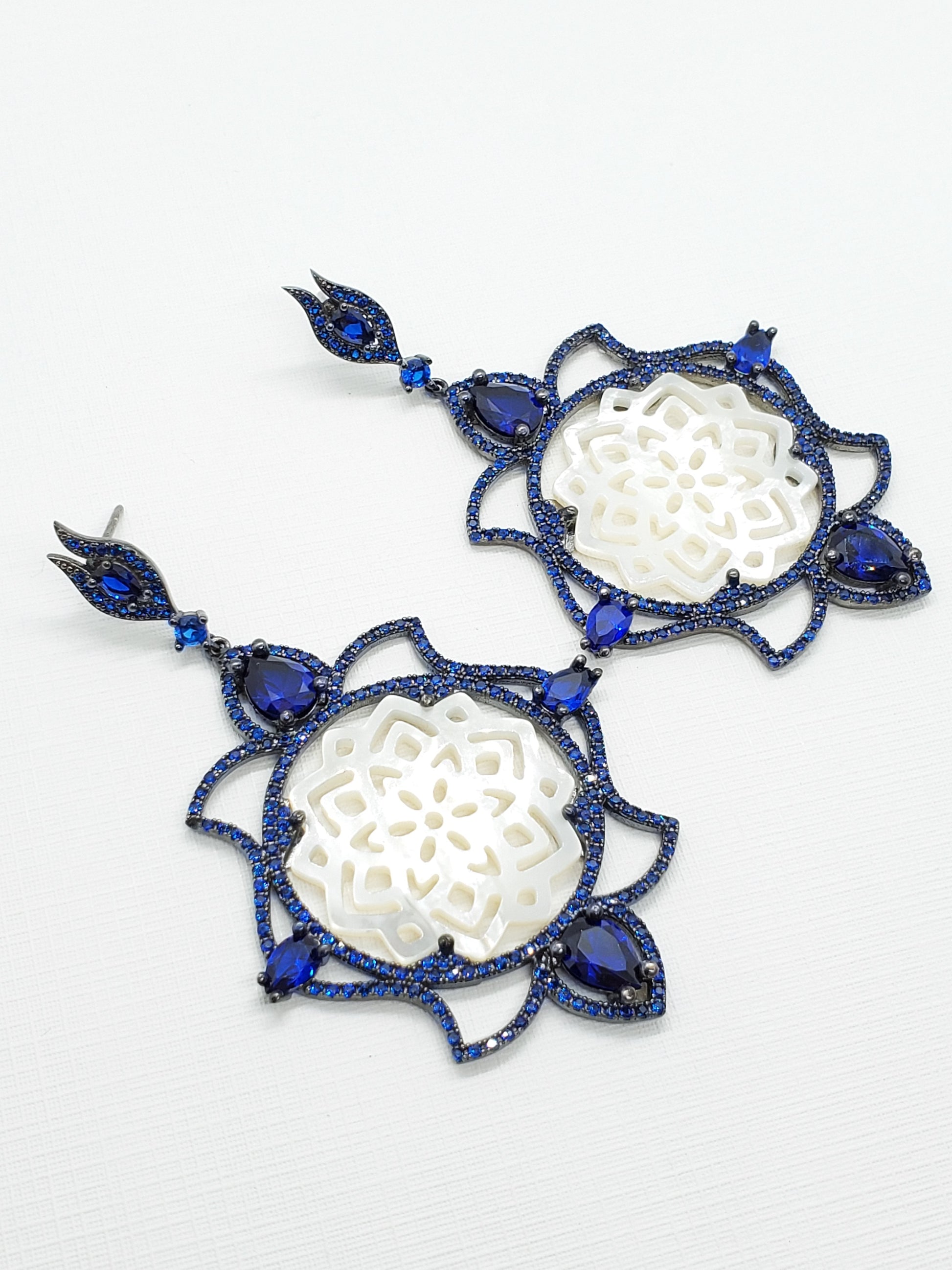 Exquisita joyería, para elevar tu estilo! , sisters jewelry, Just $2450.00! ShopAritos largos madre perla now at Sister'sJewelrySister'sJewelry{TAGS