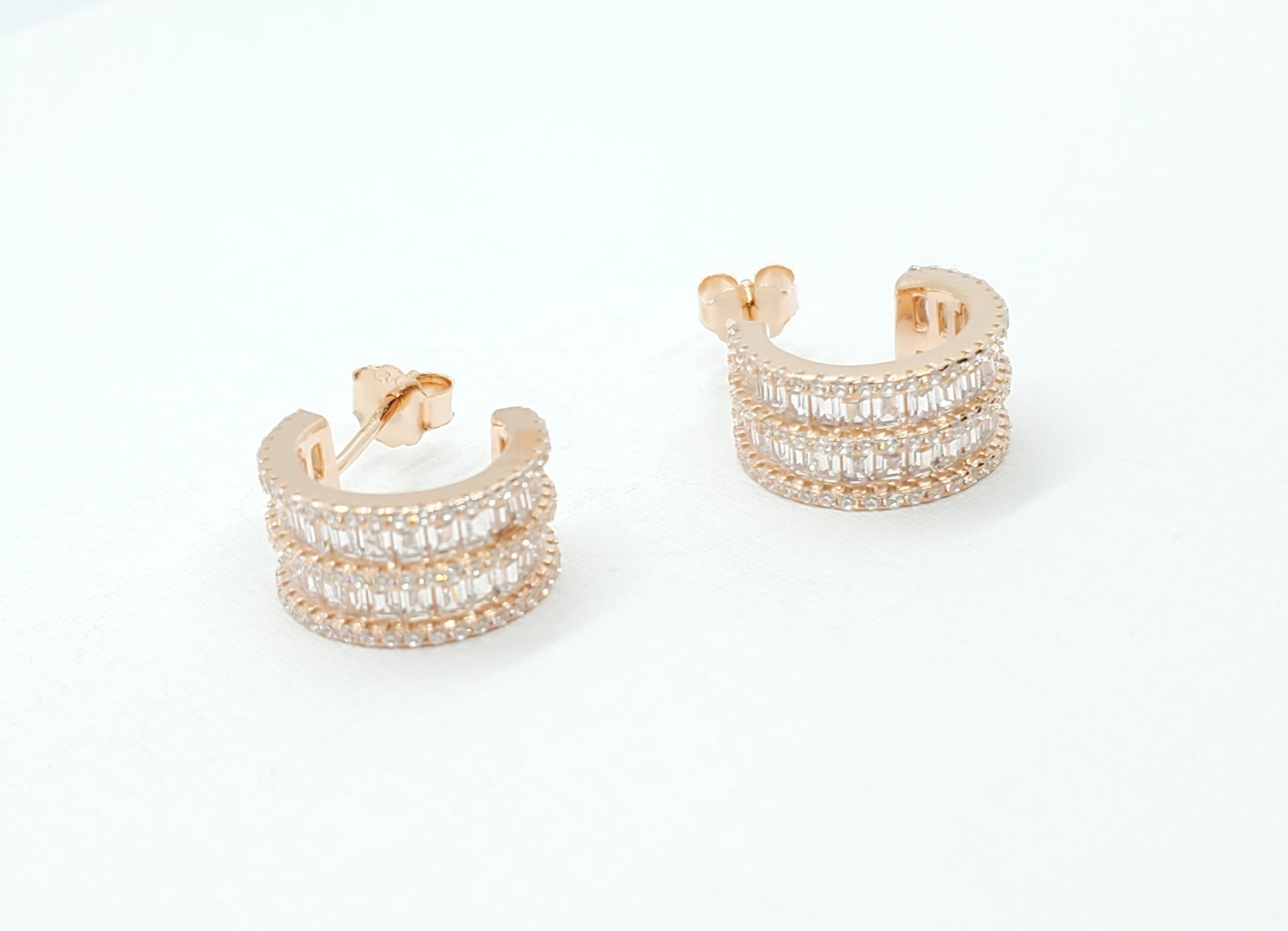 Exquisita joyería, para elevar tu estilo! , sisters jewelry, Just $890.00! ShopAritos de filas de zircones now at Sister'sJewelrySister'sJewelry{TAGS
